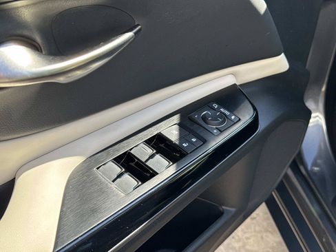 Certified 2025 Lexus ES 350 w/ Premium Package FWD image 20