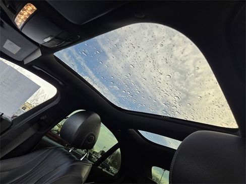 Used 2019 Mercedes-Benz E 300 image 16