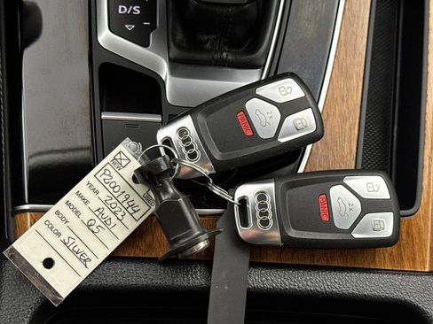 Used 2023 Audi Q5 2.0T Premium Plus w/ Premium Plus Package image 25