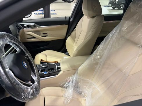 Used 2024 BMW i4 eDrive40 w/ Convenience Package RWD image 3
