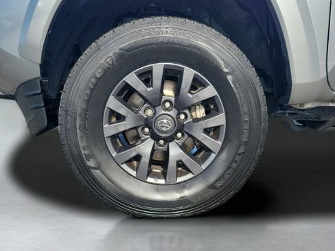 Used 2023 Toyota Tacoma SR5 w/ Technology Package AWD/4WD image 27