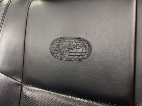 Used 2018 Jeep Grand Cherokee Overland AWD/4WD image 20