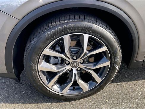 Used 2023 Acura MDX SH-AWD w/ Technology Package image 12