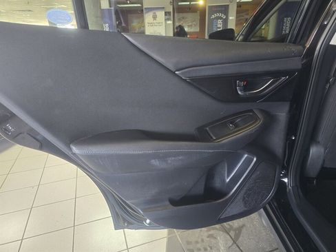 Used 2023 Subaru Outback Premium image 10