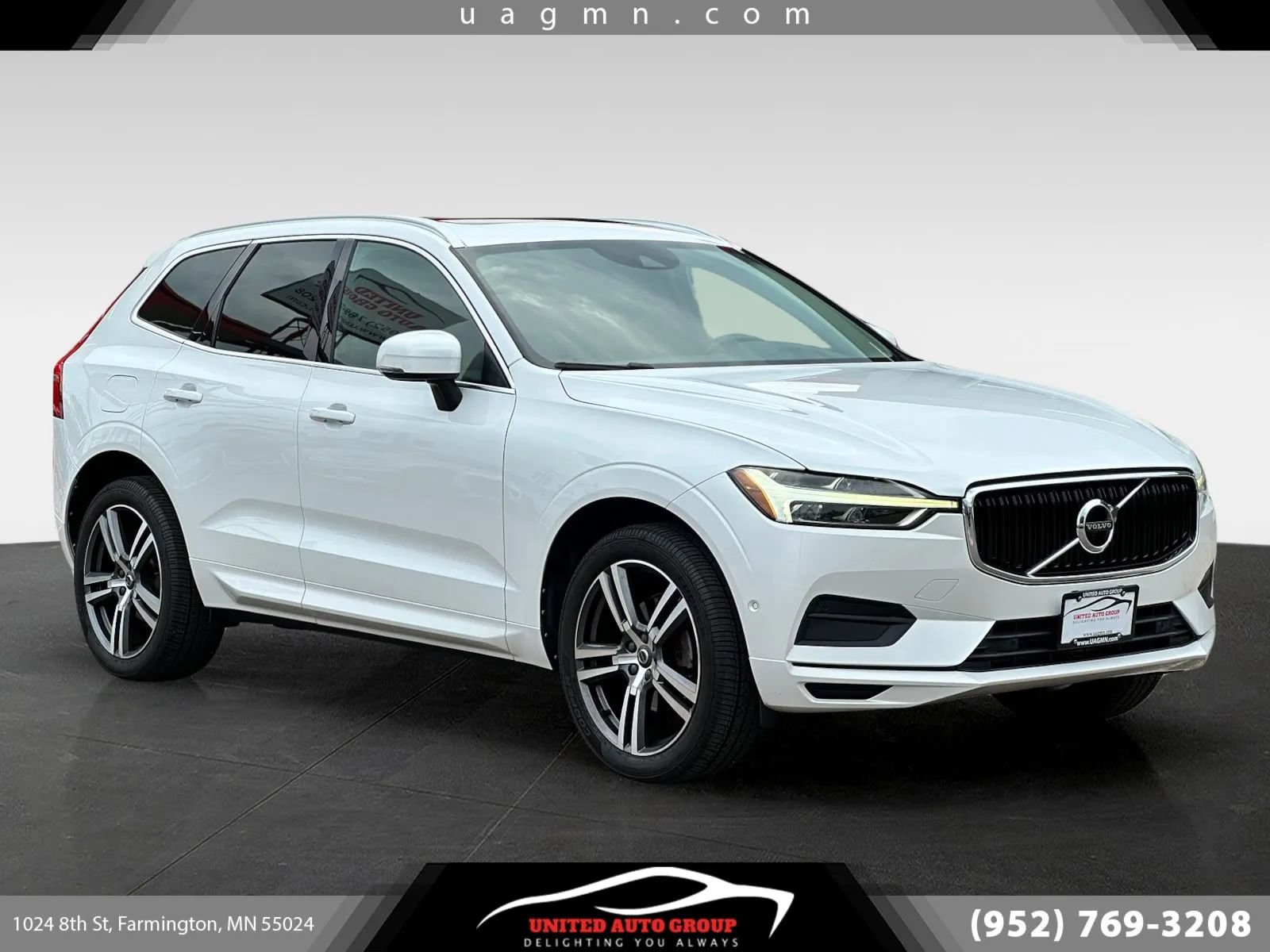 Used 2018 Volvo XC60 T5 Momentum w/ Vision Package AWD/4WD image 1