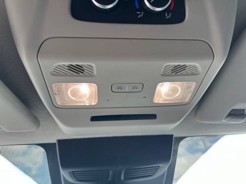 Used 2021 Ford Transit 350 XLT RWD image 24