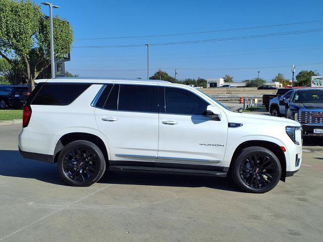 Used 2023 GMC Yukon SLT w/ SLT Premium Package RWD image 2