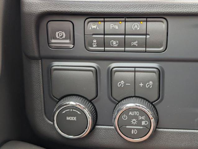 New 2026 Chevrolet Suburban RST w/ Comfort Package RWD image 26