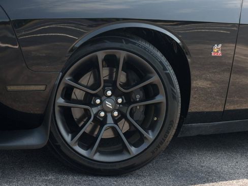 Used 2021 Dodge Challenger R/T Scat Pack RWD image 21
