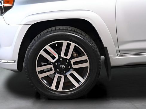 Used 2019 Toyota 4Runner Limited image 9