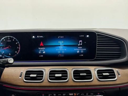 Certified 2021 Mercedes-Benz GLE 350 image 4