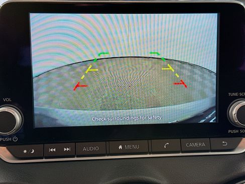 Used 2025 Nissan Sentra SV image 21