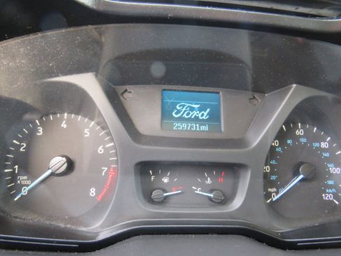 Used 2017 Ford Transit 250 130 Low Roof image 13