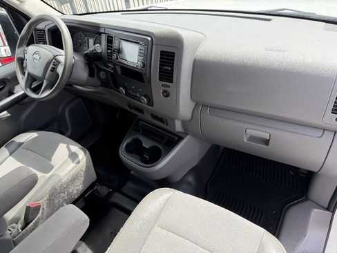 Used 2018 Nissan NV 3500 S RWD image 20