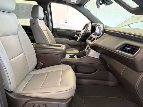 Used 2021 GMC Yukon XL SLT image 26