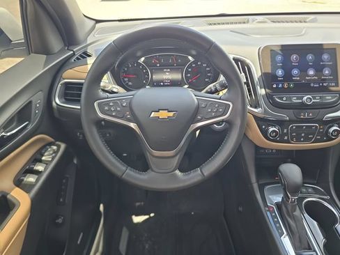 Used 2022 Chevrolet Equinox Premier FWD image 10