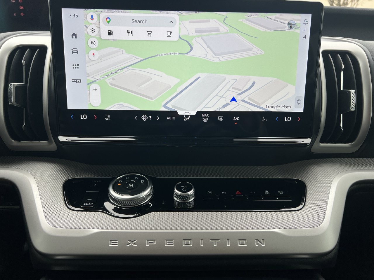 New 2026 Ford Expedition Active RWD image 4