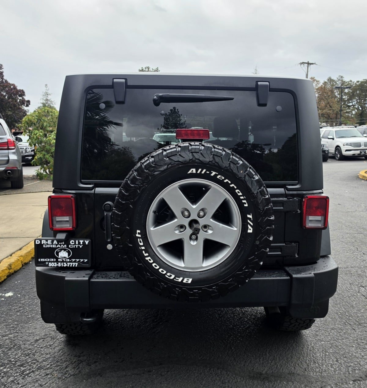 Used 2012 Jeep Wrangler Rubicon w/ PWR Convenience Group AWD/4WD image 14
