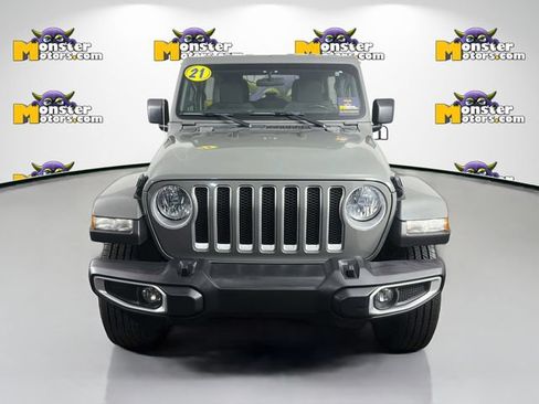 Used 2021 Jeep Wrangler Unlimited Sahara AWD/4WD image 2