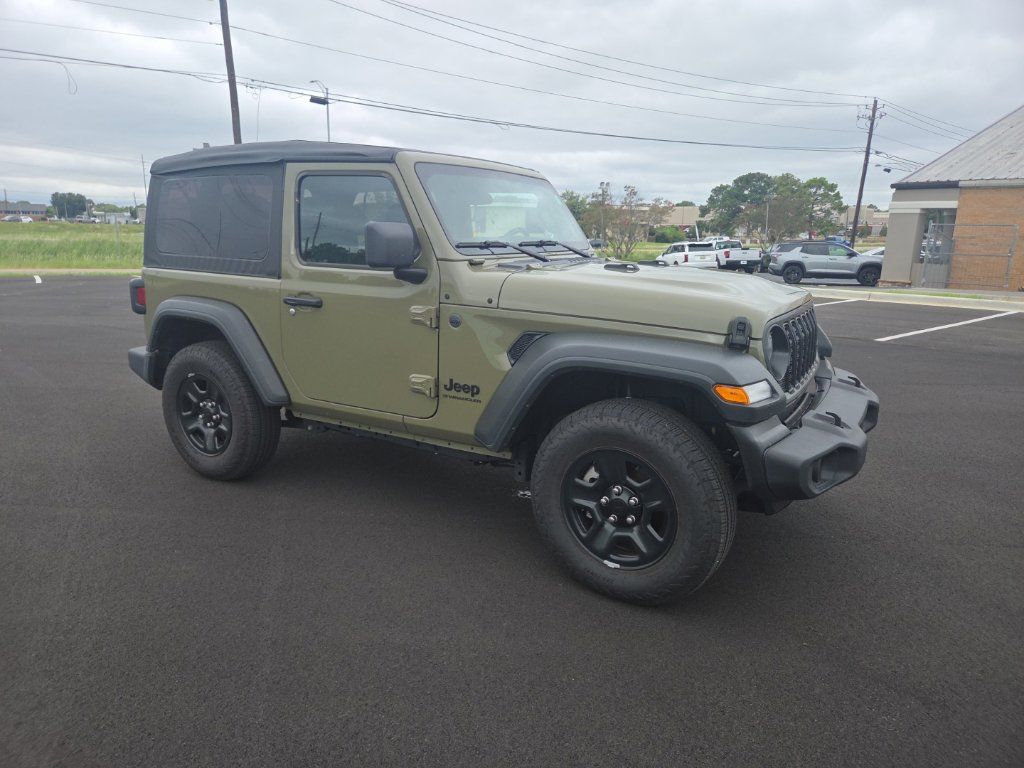 Used 2025 Jeep Wrangler Sport AWD/4WD image 18