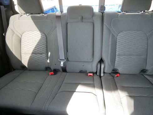 Used 2025 RAM 1500 Big Horn image 13