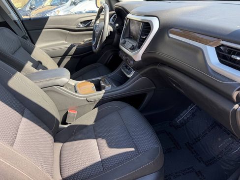 Used 2020 GMC Acadia SLE FWD image 7