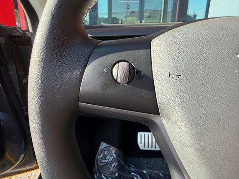 Used 2021 Tesla Model 3 Performance AWD/4WD image 21