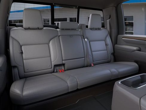 New 2026 GMC Sierra 2500 SLT w/ SLT Premium Package AWD/4WD image 17