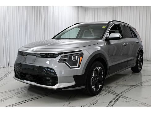 New 2026 Kia Niro Wind w/ Wind Preserve Package FWD image 4