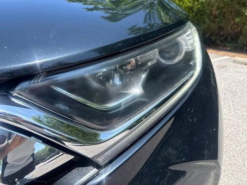 Used 2017 Honda CR-V EX-L image 3