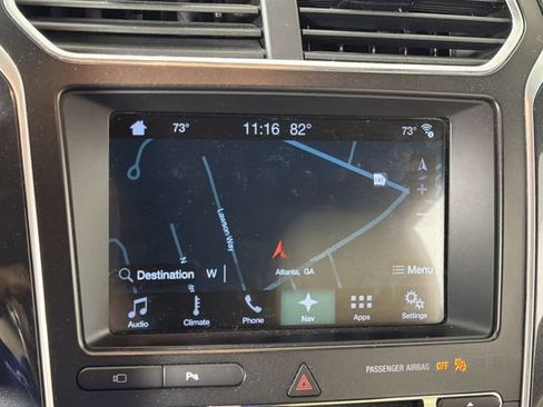 Used 2017 Ford Explorer Limited FWD image 4