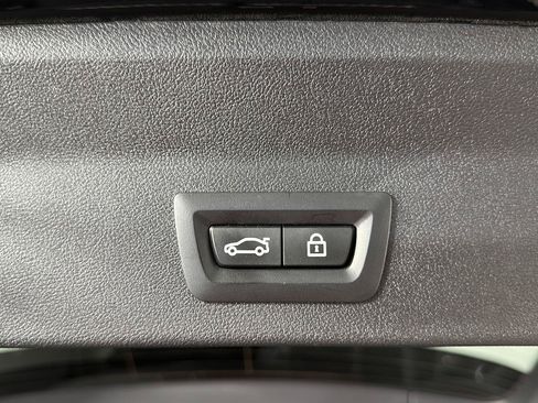 Used 2023 BMW X3 xDrive30i w/ Premium Package AWD/4WD image 29