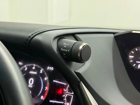 Used 2020 Lexus ES 350 w/ Premium Package image 40