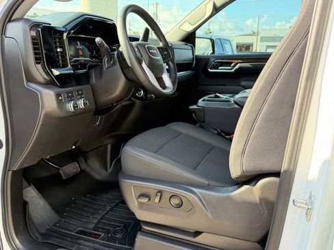 Used 2025 GMC Sierra 1500 Elevation w/ Max Trailering Package AWD/4WD image 14