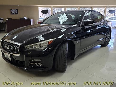 Used 2016 INFINITI Q50 3.0t Premium w/ Driver Assistance Package RWD image 2