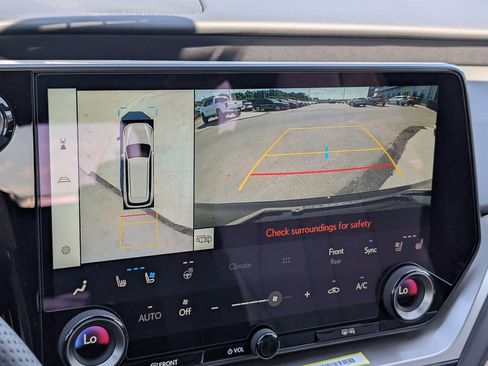 New 2026 Lexus TX 500h AWD image 4