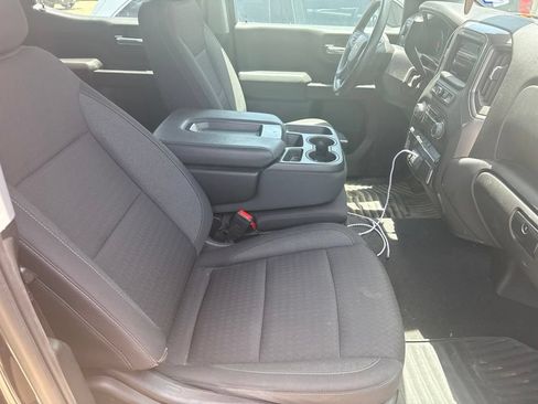 Used 2023 Chevrolet Silverado 1500 Custom AWD/4WD image 7