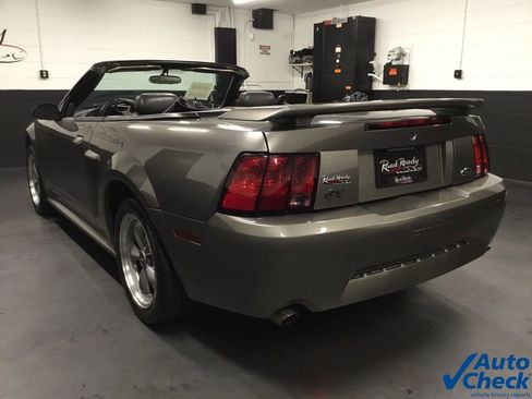 Used 2001 Ford Mustang GT image 8
