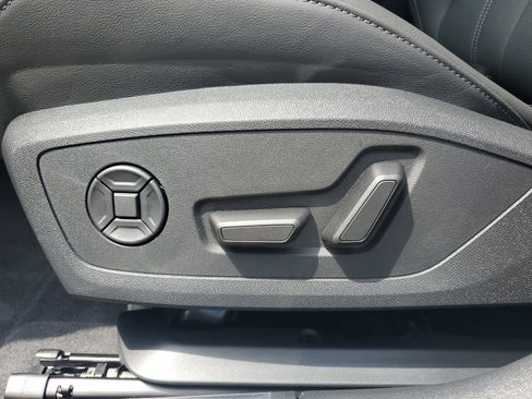 New 2026 Audi A6 Premium Plus AWD/4WD image 24