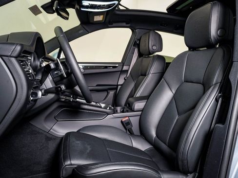 New 2026 Porsche Macan S image 5