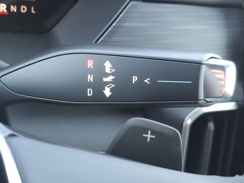 New 2026 GMC Acadia Elevation image 32