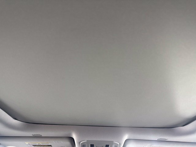 Used 2024 Toyota Highlander Platinum AWD/4WD image 31