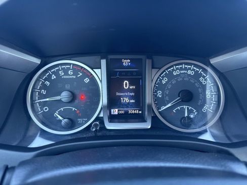 Used 2023 Toyota Tacoma SR5 AWD/4WD image 14