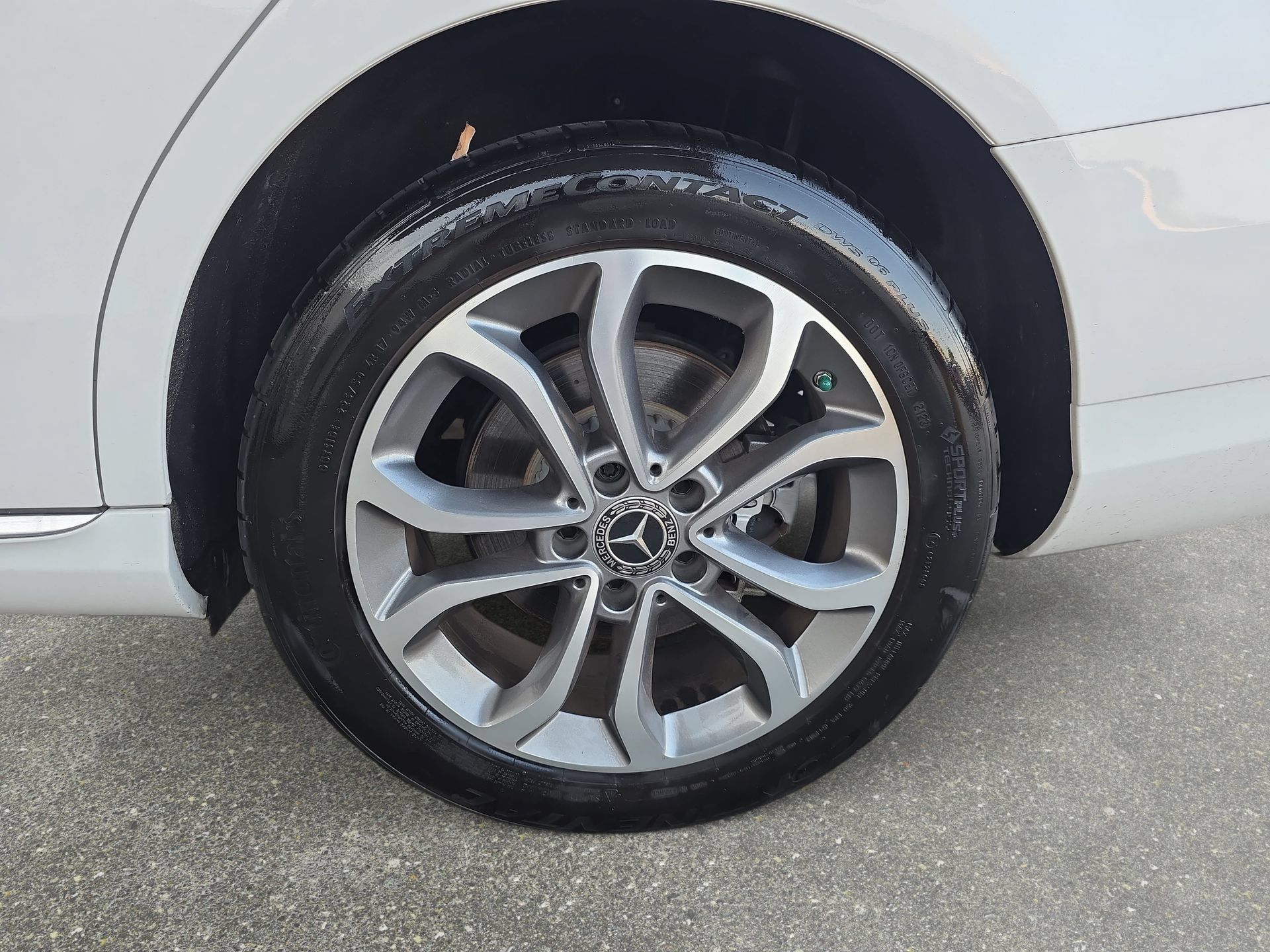 Used 2017 Mercedes-Benz C 300 4MATIC Sedan image 31