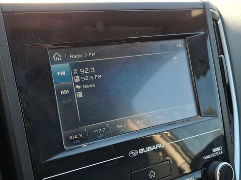 Used 2018 Subaru Crosstrek 2.0i Premium image 17