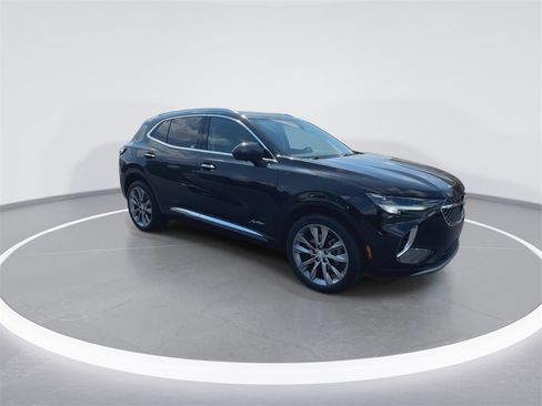 Used 2021 Buick Envision Avenir w/ Technology Package II image 2