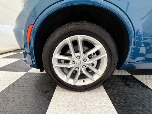 Used 2025 Dodge Durango GT AWD/4WD image 12