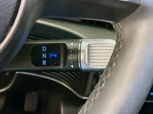 Used 2024 Hyundai Ioniq 5 SE image 25