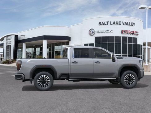 New 2026 GMC Sierra 3500 Denali Ultimate AWD/4WD image 6
