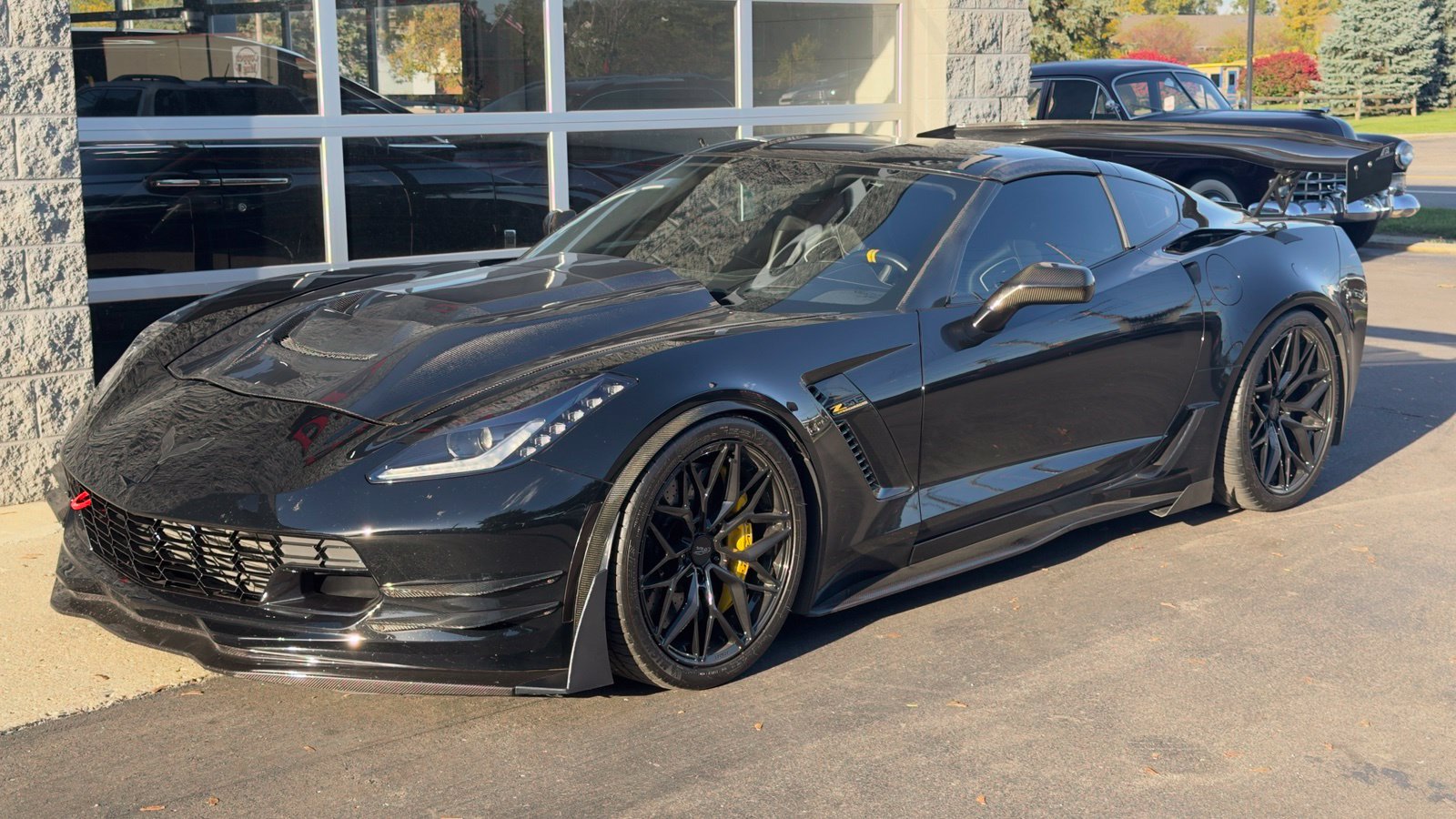 Used 2015 Chevrolet Corvette Z06 w/ 3LZ Preferred Equipment Group RWD image 1